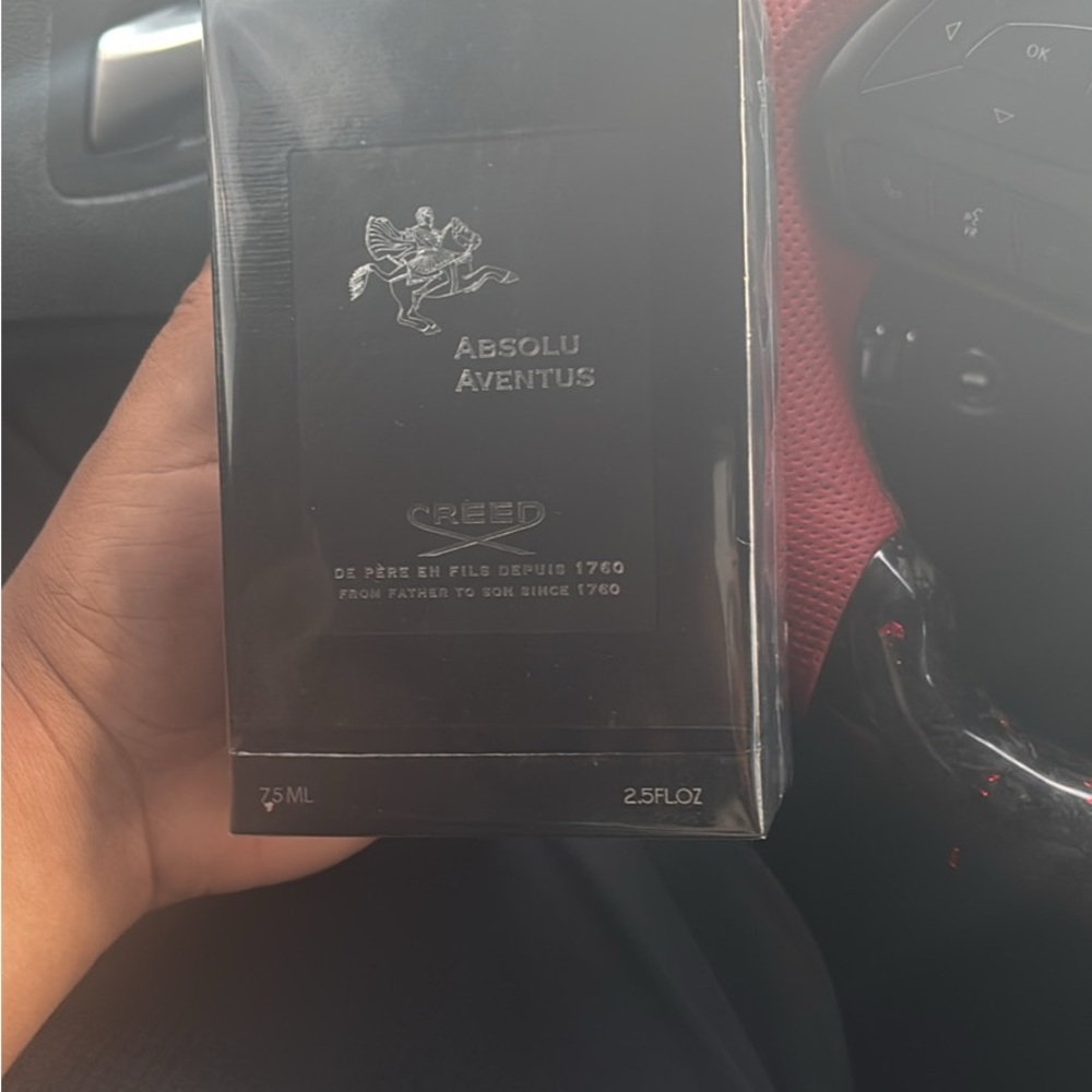 Creed Absolu Aventus Black Bottle